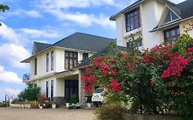 Akim Homestay